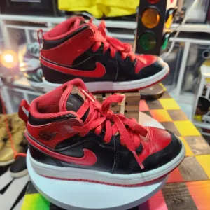 Nike Kids Red and Black Sneakers