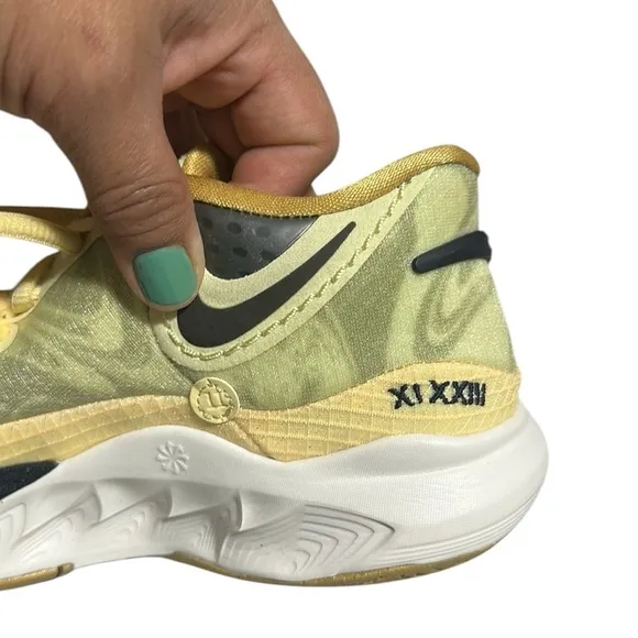 Nike Kyrie 8 Citron Tint Leopard DJ6017-800 Yellow and Black Sneakers Size 5.5