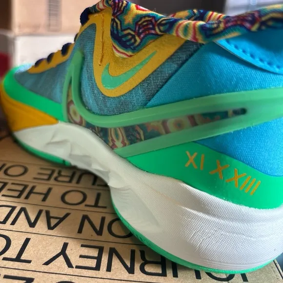 Nike Kyrie 8 GO SE Baltic Blue Size 2.5Y BRAND NEW IN BOX…NO LONGER MADE