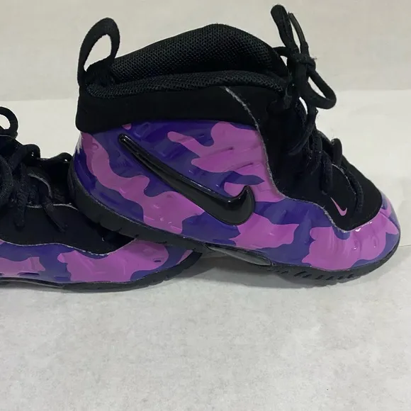 Nike Little Foamposite Purple Black Sneaker Kids Size 10