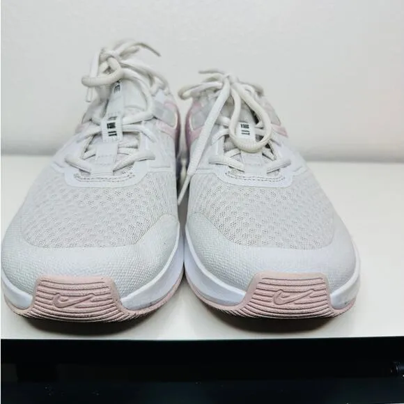 Nike MC Trainer Platinum Metallic Silver &amp; Pink Training Sneakers 8.5