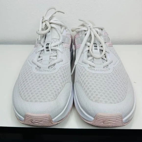 Nike MC Trainer Platinum Metallic Silver &amp; Pink Training Sneakers 8.5