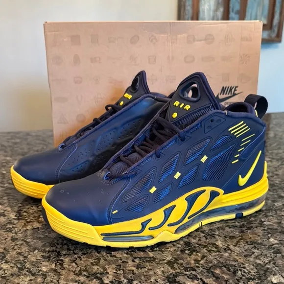 Nike men’s air max pillar Blue and Yellow Air Sneakers EUC 10.5