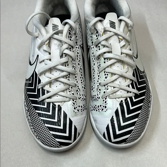 Nike Mercurial Vapor 13 Academy MDS IC  Graphic Black and White Sneakers youth 3