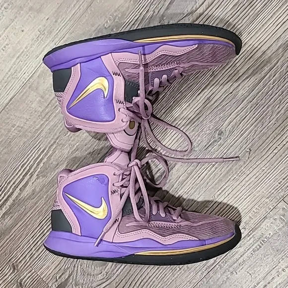 Nike Purple and Gold Kyrie High-Top Sneakers Size 4
