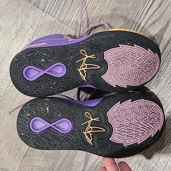 Nike Purple and Gold Kyrie High-Top Sneakers Size 4