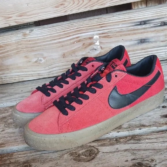 Nike Red and Black Classic Sneakers
