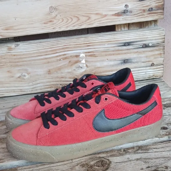 Nike Red and Black Classic Sneakers