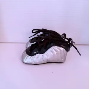 Nike Silver and Black Foamposite Sneakers 2c