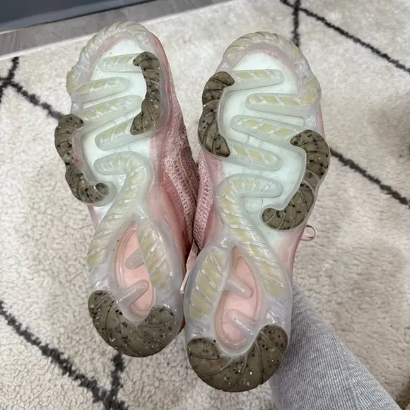 Nike Sneakers Vapormax Flyknit in Pink Oxford