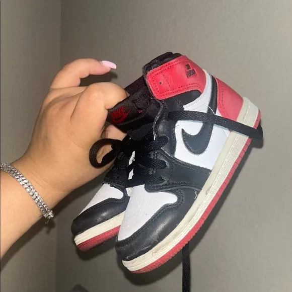 Nike Toddler High-Top Sneakers - Black, White, Red