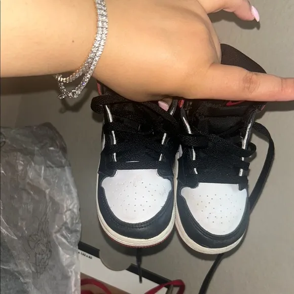 Nike Toddler High-Top Sneakers - Black, White, Red