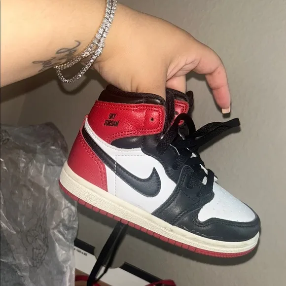 Nike Toddler High-Top Sneakers - Black, White, Red