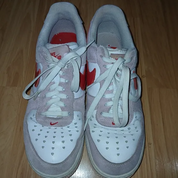Nike Valentine Air Force 1s size 8.5
