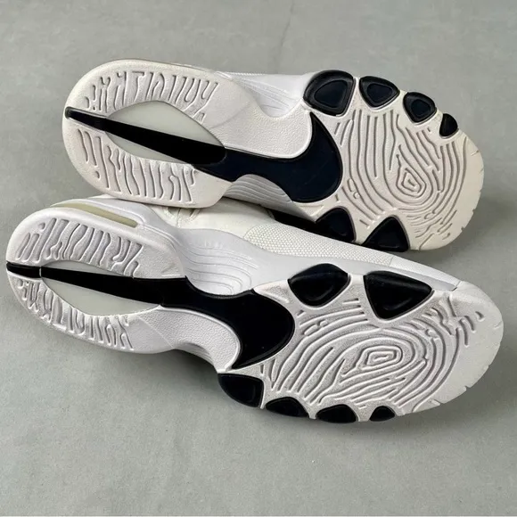 Nike White and Black Air Max Slip-On Sneakers
