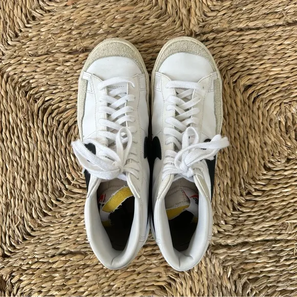 Nike White and Black Blazer Mid ‘77 Vintage High-Top Sneakers