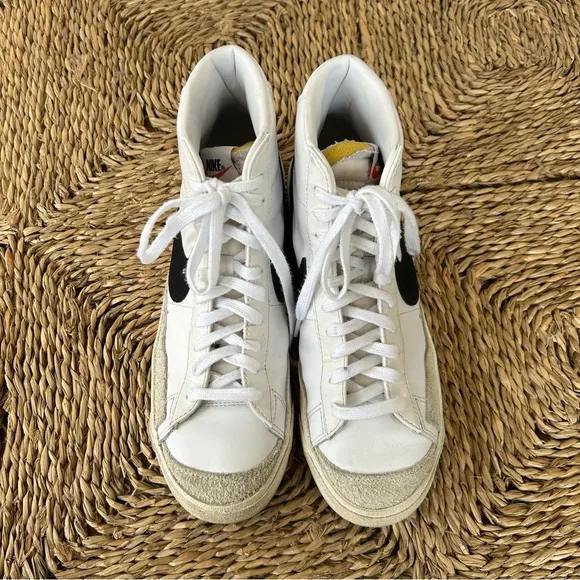 Nike White and Black Blazer Mid ‘77 Vintage High-Top Sneakers