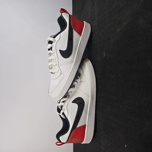 Nike White and Red Sneakers