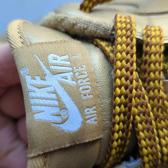 NikeiD Custom Designed  Gold and Black Sneakers 2015 Size 8.5