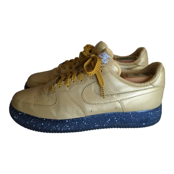 NikeiD Custom Designed  Gold and Black Sneakers 2015 Size 8.5