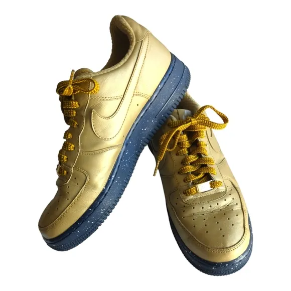 NikeiD Custom Designed  Gold and Black Sneakers 2015 Size 8.5