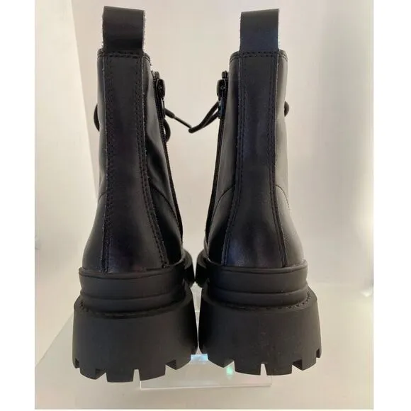 NWOB AQUA Bloomingdales AQUA Combat Style Lace Up Boots Black Leather Upper 6 M