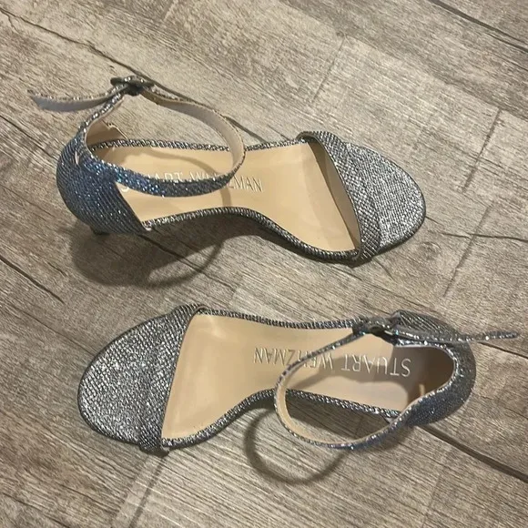 NWOB!! Stuart Weitzman - Nunakedstraight Strap Sandal Mid Heel Sandals - 4.5B