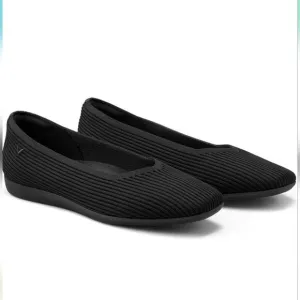 NWOB Vivaia Margot 2.0 Black Square-Toe V-Cut Slip On Flats 8.5 W