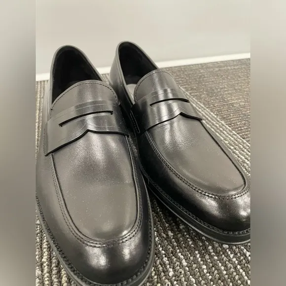 NWOT Kenneth Cole New York Men’s Brock Slip On Penny Loafer