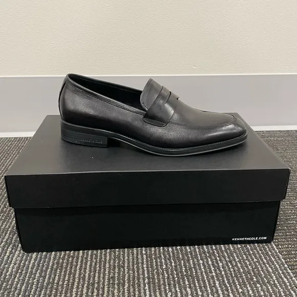 NWOT Kenneth Cole New York Men’s Brock Slip On Penny Loafer