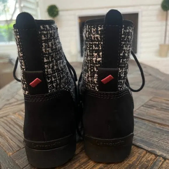 NWOT Women’s Larroude Vail Ankle Platform Boots – Sz 9