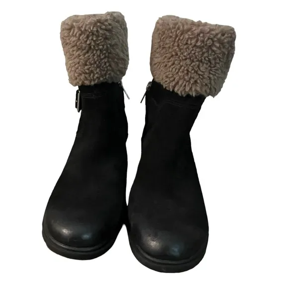 NWOT Women’s Ugg Harrison Cuff Boots in Black – Sz 6.5