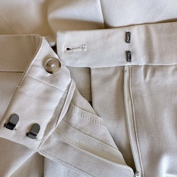 NWT 41 Hawthorn Becca High Rise Pleated Shorts Whitecap Gray Size 12