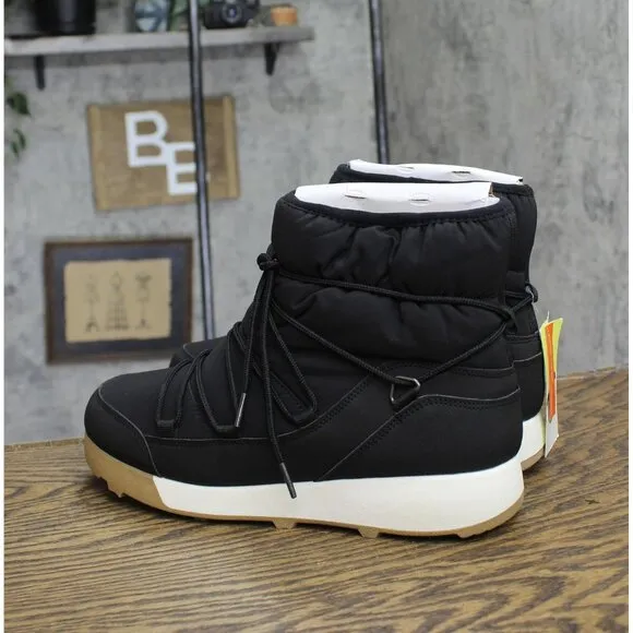 NWT All In Motion Womens Cara Winter Boots 85604355 Black 10M