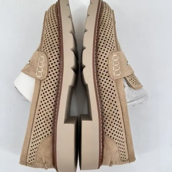 NWT Anne Klein Emmylou Suede Slip on Penny Loafers Natural Tan Size 7.5