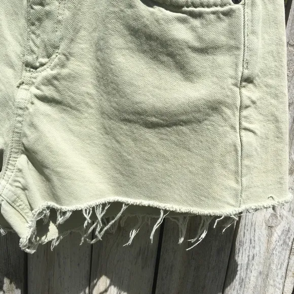 NWT BDG Mom High Waist Denim Short Green 30