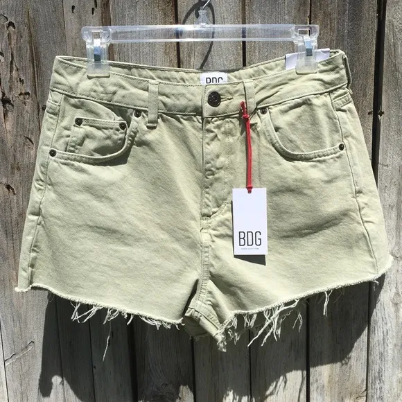 NWT BDG Mom High Waist Denim Short Green 30