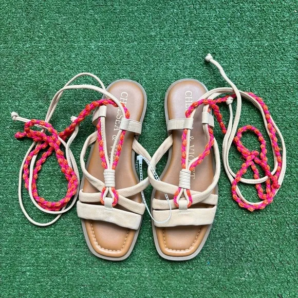 NWT Chelsea &amp; Violet Women's Beige and Pink Lace Up Flat Sandals Size 6.5