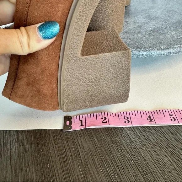NWT Torrid Brown Suede Leather Heeled Loafers Shoes 13