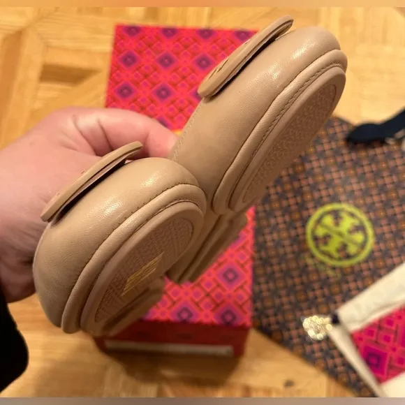 NWT Tory Burch Minnie Travel Flats in Goan Sand