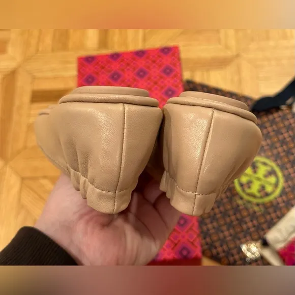 NWT Tory Burch Minnie Travel Flats in Goan Sand