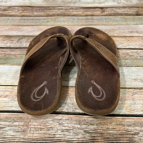 Olukai Brown Leather Nui Thong Sandals