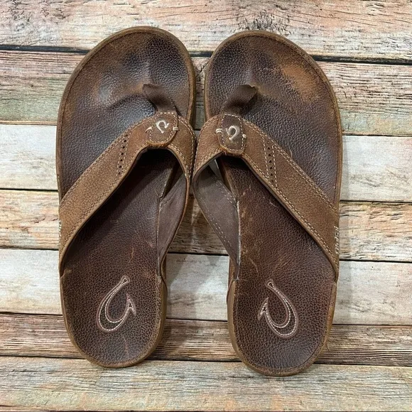 Olukai Brown Leather Nui Thong Sandals