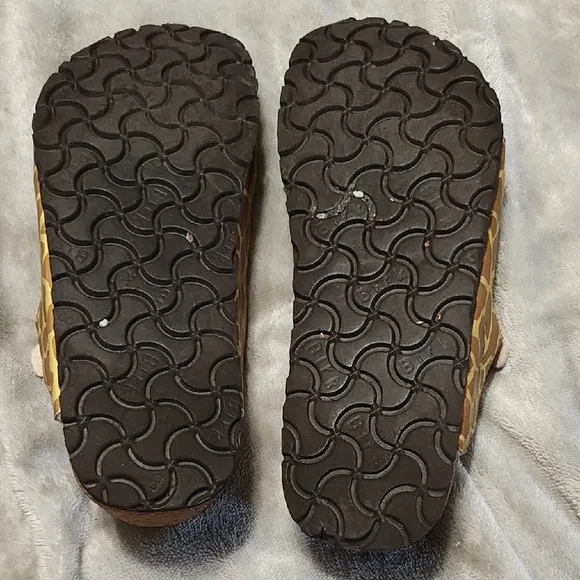Papillio Giraffe Print Sandals size 36/5-5.5