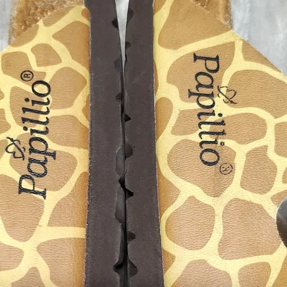 Papillio Giraffe Print Sandals size 36/5-5.5