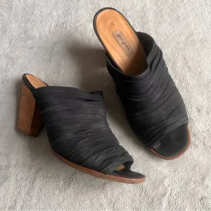 Paul Green Avery Nubuck Leather Artisan Strappy Block Heel Peep Toe Mule Black