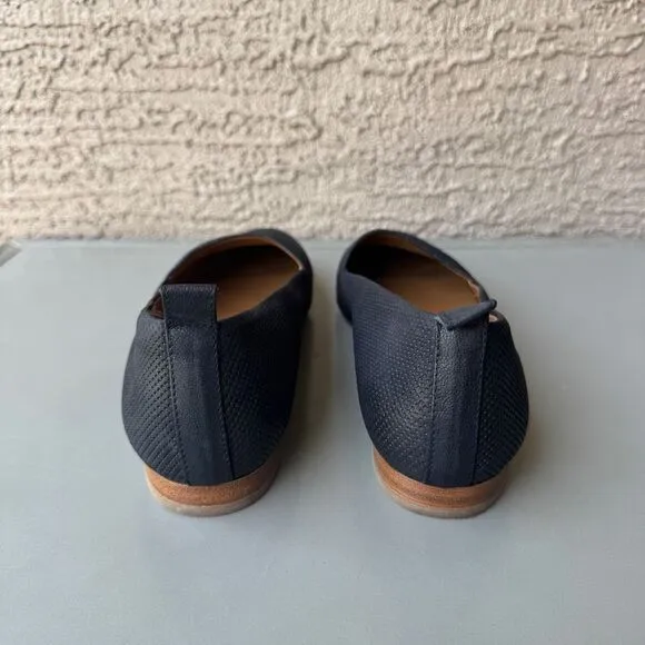 Paul Green Naomi Black Loafers Flats Women's Size 8.5US or 6UK Dotted Leather