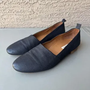 Paul Green Naomi Black Loafers Flats Women's Size 8.5US or 6UK Dotted Leather