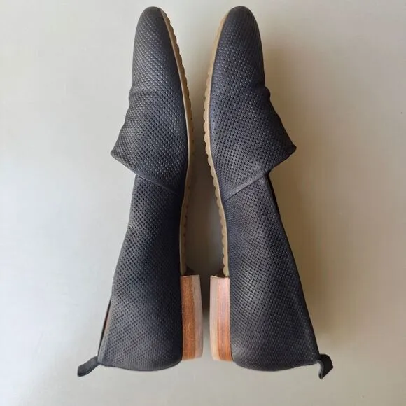 Paul Green Naomi Black Loafers Flats Women's Size 8.5US or 6UK Dotted Leather