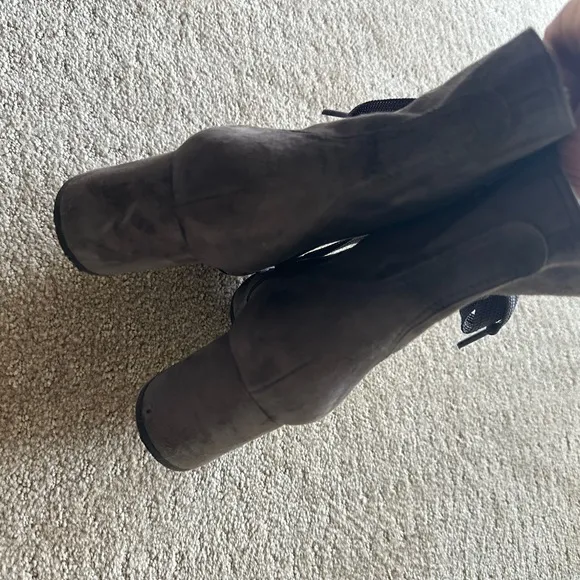 Paul Green Tracy Gray Suede Victorian Style Lace Up Boots